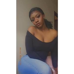 Meet your Posher, Nina